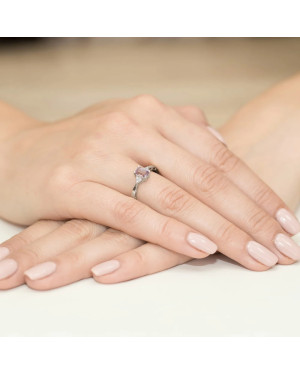 Gold ring with amethyst white gold 0.50ct