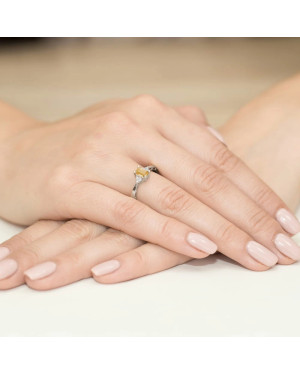 Gold ring with citrine white gold 0.60ct