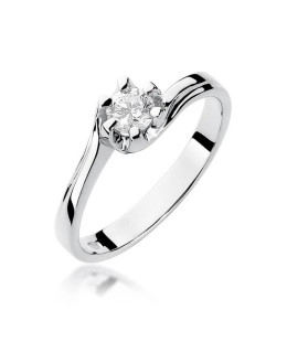 White gold ring with 0.30ct diamond