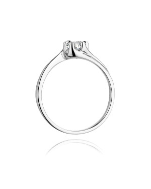 White gold ring with 0.30ct diamond