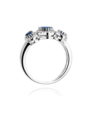 Ring with sapphire white gold