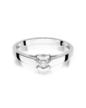 White gold ring with a 0.09ct diamond