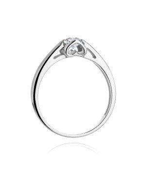 White gold ring with a 0.09ct diamond