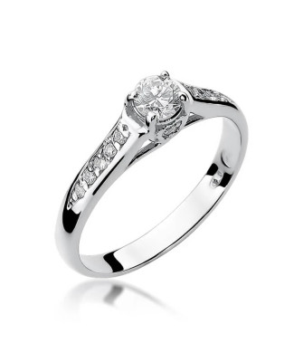 Pierścionek z białego złota z diamentem 0,33ct
