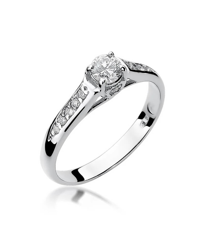 Pierścionek z białego złota z diamentem 0,33ct