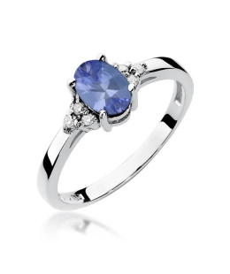Gold ring with tanzanite white gold