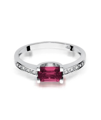 Gold ring with ruby white gold