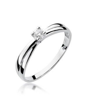 White gold ring with 0.10ct diamond