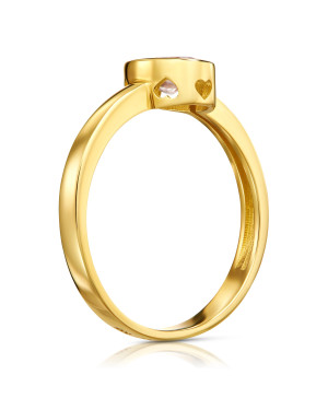 Ring with a large stone 8k