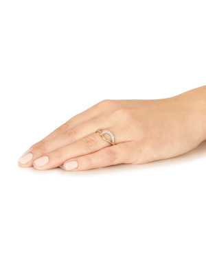 Gold interwoven ring 8k with stones