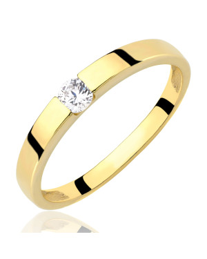 14k gold ring with zirconia