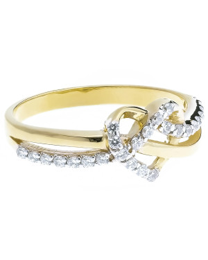 Engagement ring with heart 14k with cubic zirconia