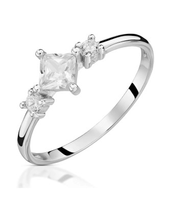 Silver ring with cubic zirconia