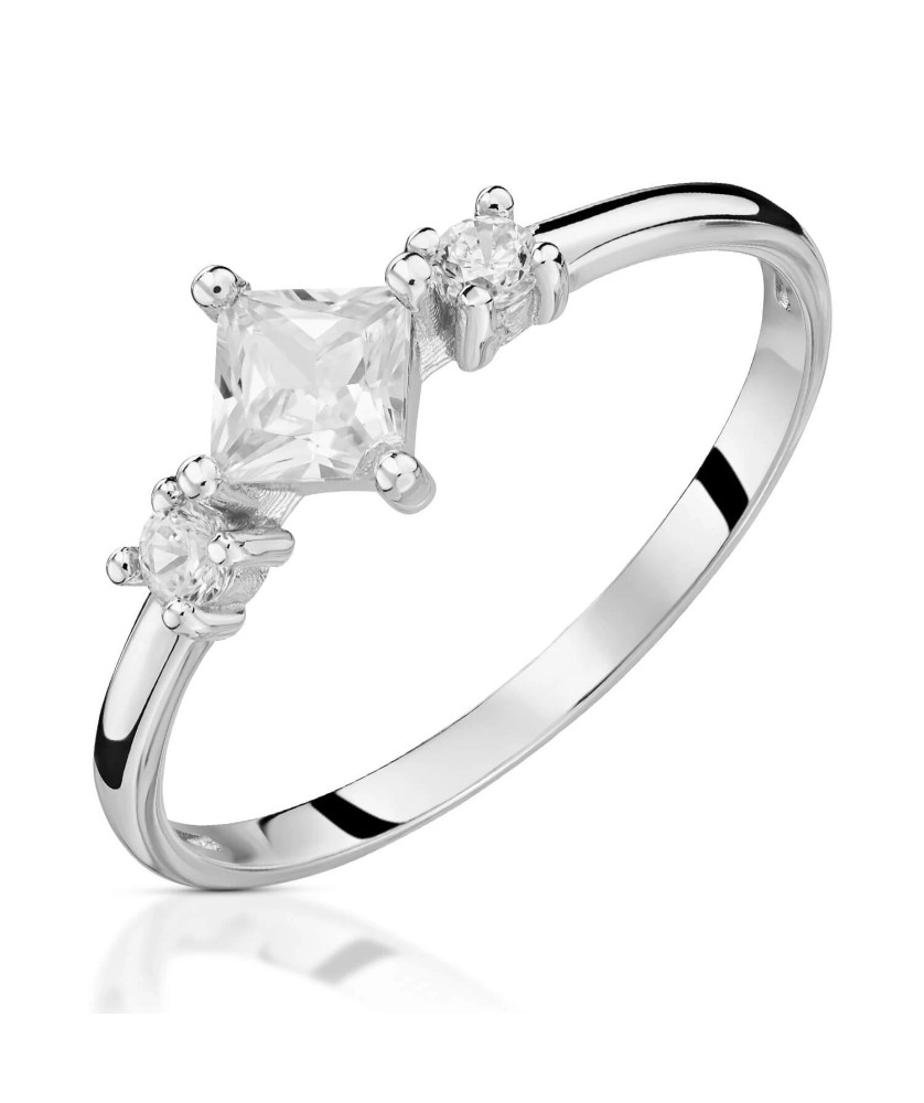 Silver ring with cubic zirconia
