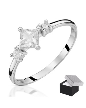 Silver ring with cubic zirconia