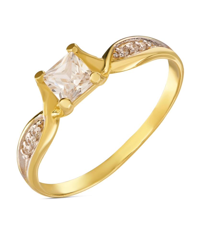 Gold ring with a large stone 8k