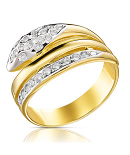 Wide gold ring with cubic zirconia