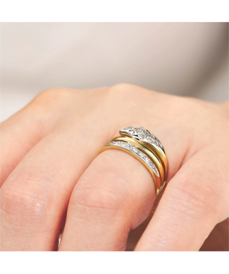 Wide gold ring with cubic zirconia