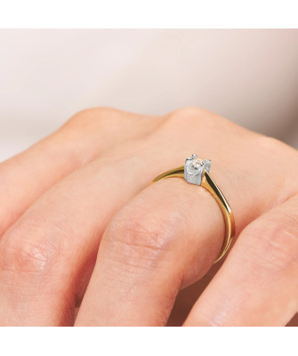 Gold engagement ring This time