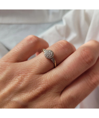 Engagement ring with cubic zirconia 14k