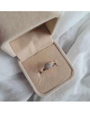 Engagement ring with cubic zirconia 14k