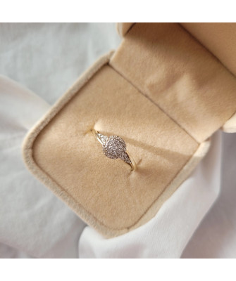 Engagement ring with cubic zirconia 14k