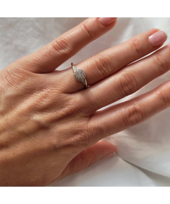 Engagement ring with cubic zirconia 14k