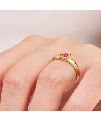 Ruby flower ring 8k