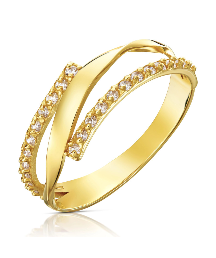 Gold ring 8k interwoven white stones