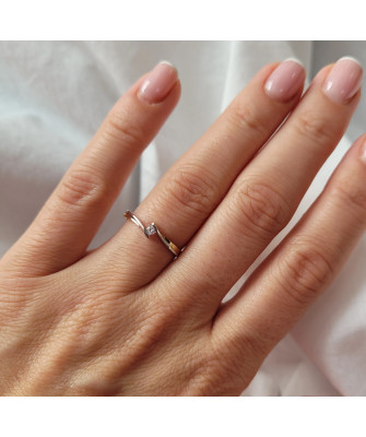 Delicate 14k gold ring with zirconia