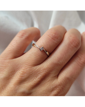 Delicate 14k gold ring with zirconia