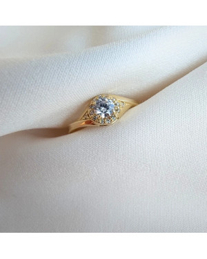 Classic 14k ring with cubic zirconia