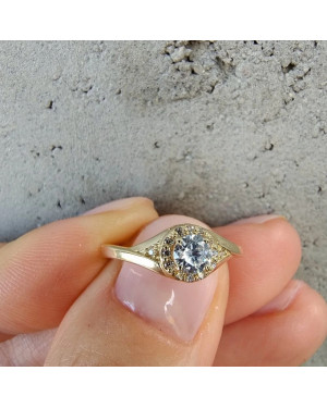 Classic ring with cubic zirconia 8k