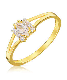 Engagement ring 8k cubic zirconia