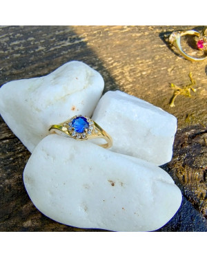 Ring with blue stone gold 8k