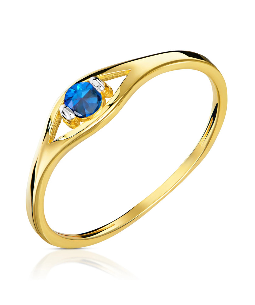 Blue stone in 8k gold ring