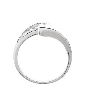 Silver ring with zirconia