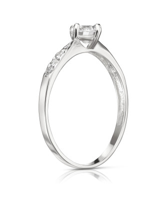Silver ring with cubic zirconia