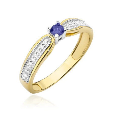 Gold ring with tanzanite diamonds