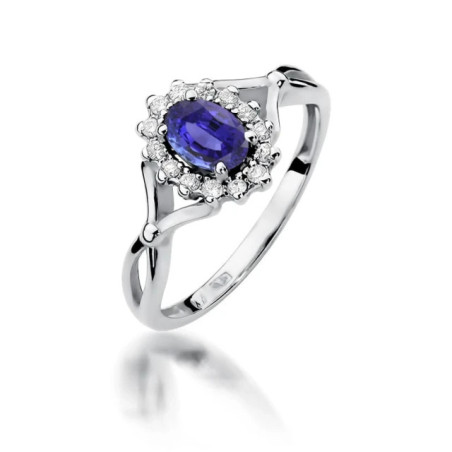 Ring with tanzanite and diamonds in white gold