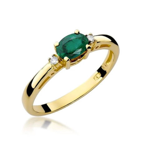 Emerald gold ring with diamonds