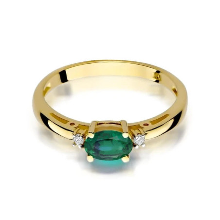 Emerald gold ring with diamonds