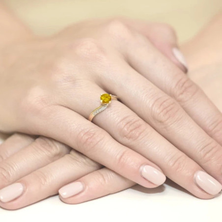 Citrine ring with diamonds, 585 gold