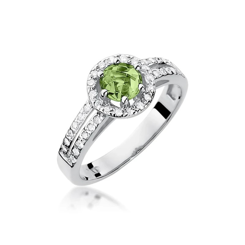 Peridot ring with diamonds and white gold Peridot ring with diamonds and white gold