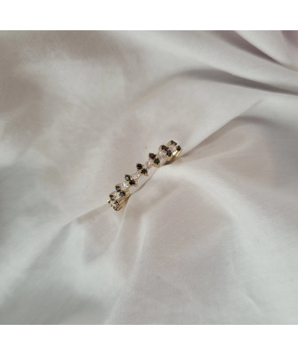 Gold ring 8k black and white zircons