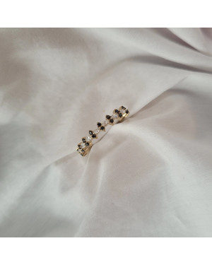 Gold ring 8k black and white zircons