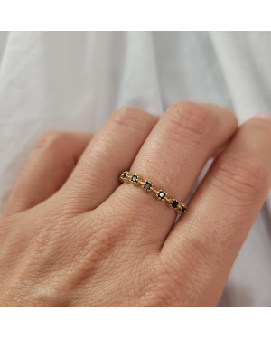 Delicate ring black stones 8k gold
