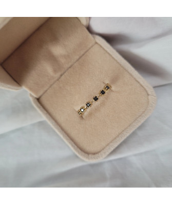Delicate ring black stones 8k gold