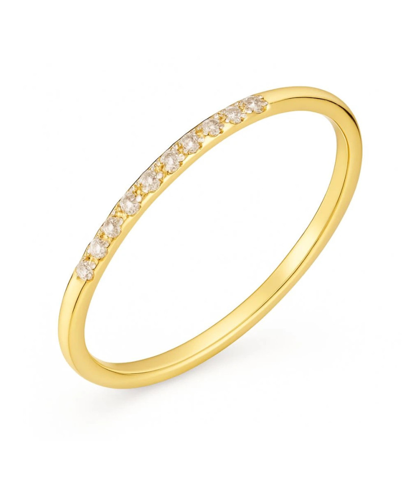 Delicate gold ring with cubic zirconia
