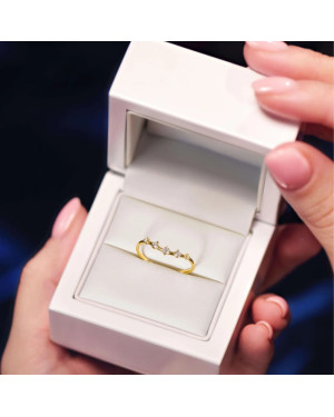 8ct Gold Wave Cubic Zirconia Ring